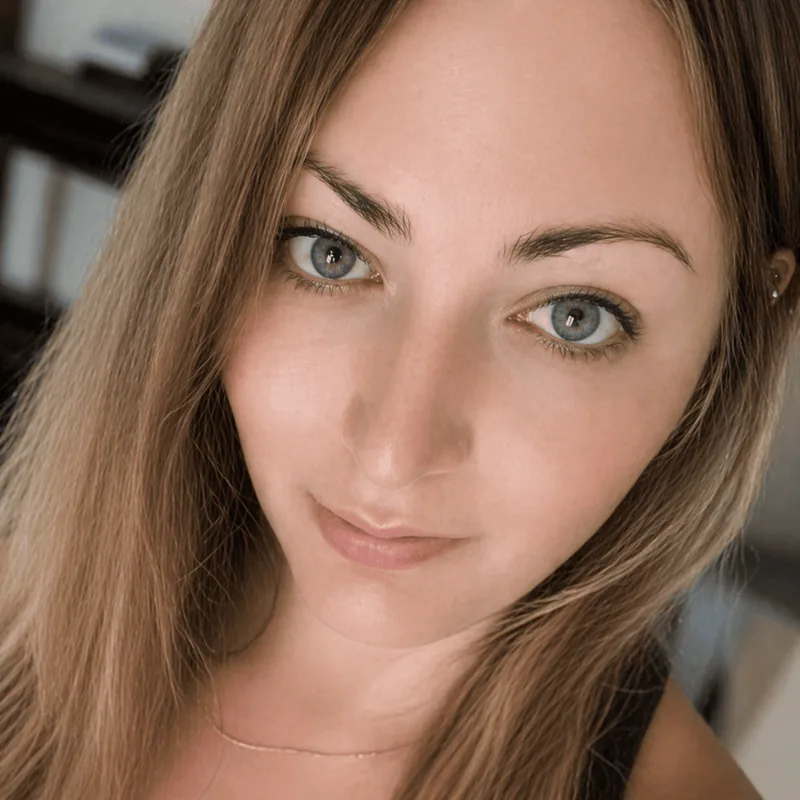 Vanessa Depraute - Full-stack developer and AI engineer